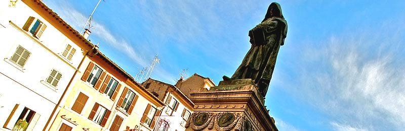 La statua di Giordano Bruno in Campo dè Fiori